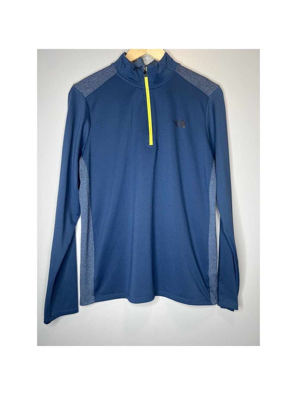The North Face 1/4 Zip Pullover Mens Medium Blue Long Sleeve FlashDry Running